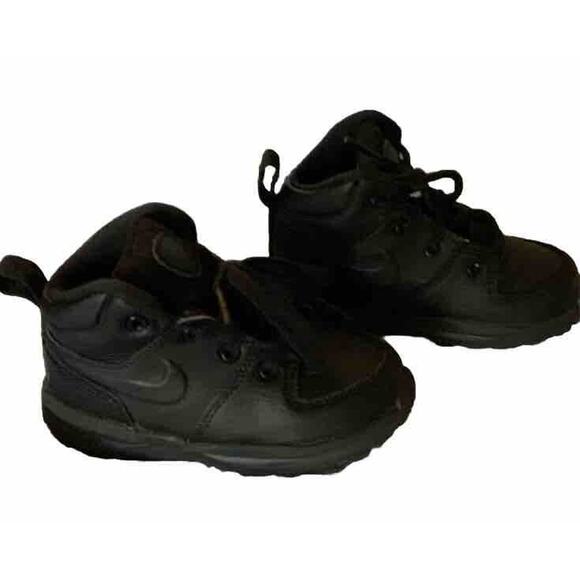 Nike Manoa LTR Boots Rugged Sneaker Boots Toddler Kids Sz 8C Black BQ5374-00 - Picture 1 of 9